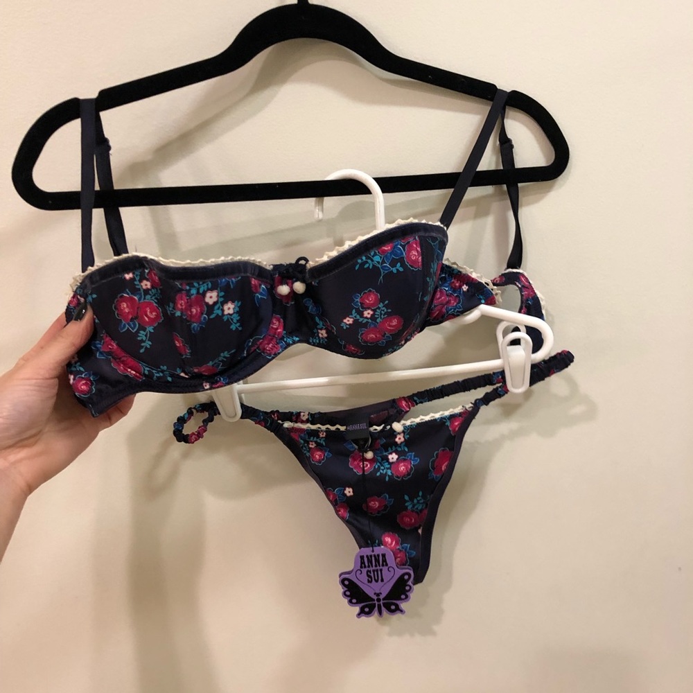 Anna Sui for Victoria’s Secret Bra and panties
